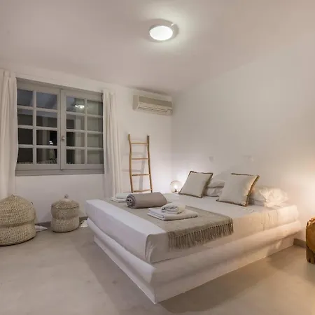 Valente In Mykonos With Two Pools! فيلة بلاتيس يالوس